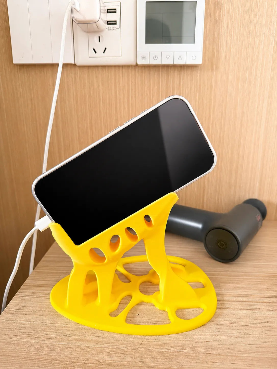 Side Sleeping Phone Stand